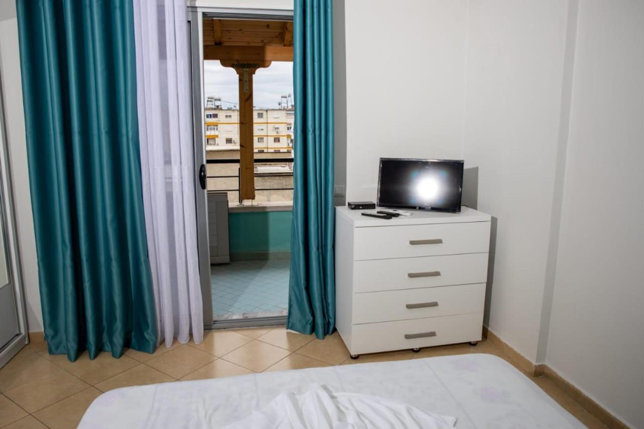 Vlorë Colombo'S Apartment מראה חיצוני תמונה